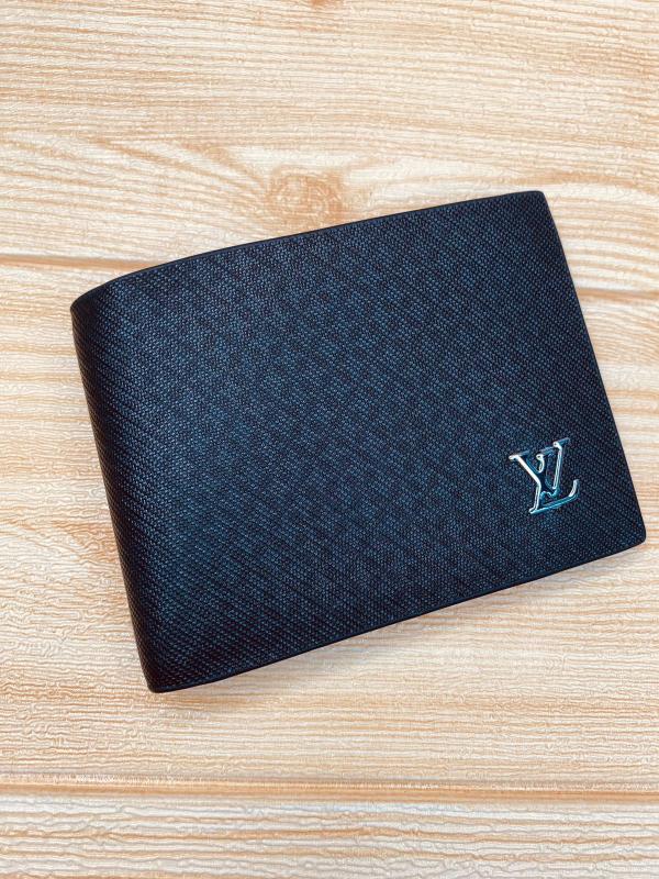 BILLETERA MARCA PARA CABALLERO LOUIS VUITTON MODELO 6816 NEGRO