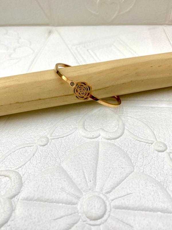PULSERA DE ACERO RIGIDA DISE&Ntilde;O ROSA ORO ROSA