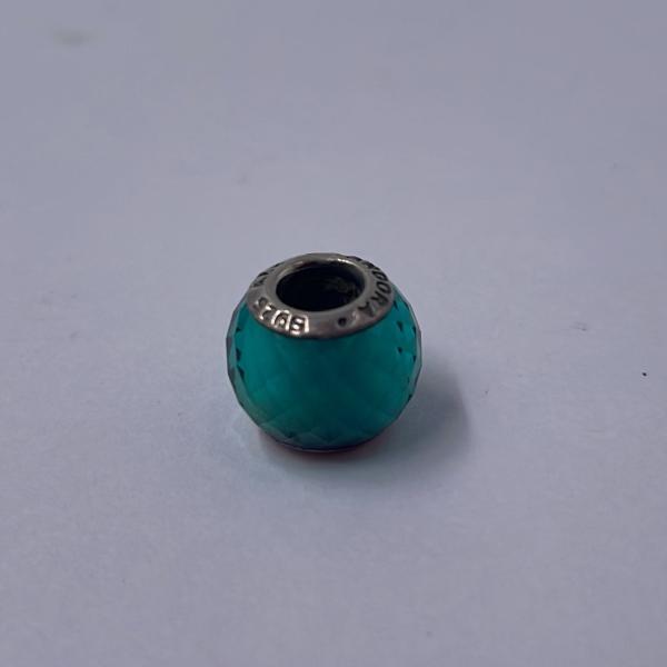 CHARM MURANO GLASS VERDE FACETADO PANDORA  CH02