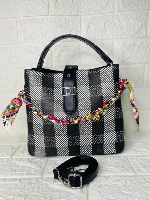 BOLSO DE MANO  769-6 NEGRO