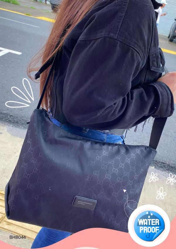 BOLSO PARA DAMA 923 NEGRO CON INICIALES