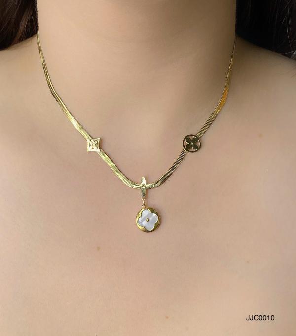 COLLAR DORADO FLOR BLANCA/LV