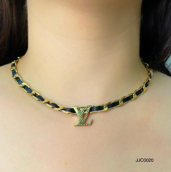 COLLAR DORADO LOGO LV/NEGRO