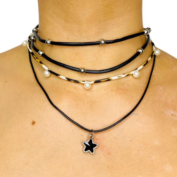 GARGANTILLA CUERO DISE&Ntilde;O BOLITAS ACERO Y ESTRELLA