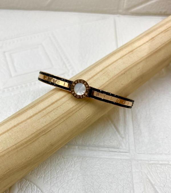PULSERA DE ACERO RIGIDA BVLGARI DISE&Ntilde;O PIEDRAS NEGRAS ORO ROSA