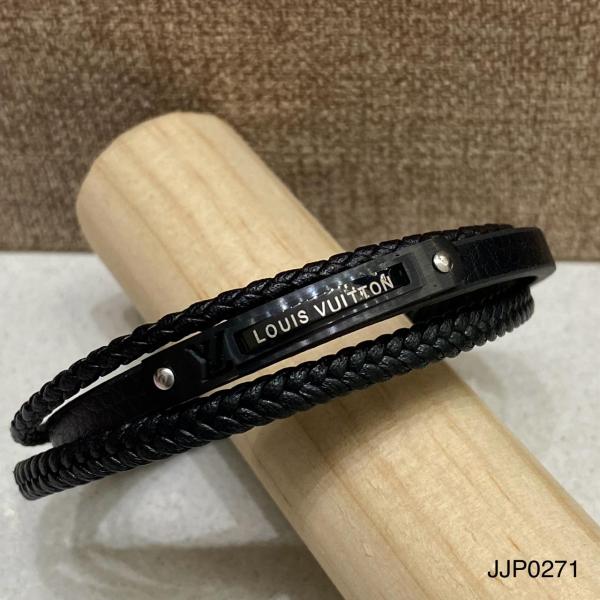 PULSERA DE CUERO TRIPLE LOUIS VUITTON NEGRA