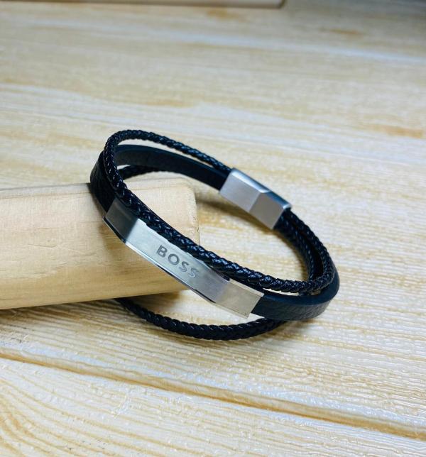 PULSERA DE CUERO TRIPLE HUGO BOSS PLATEADO