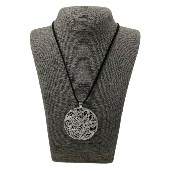 COLLAR BOHEMIO CIRCULO DE NUDO PLATEADO