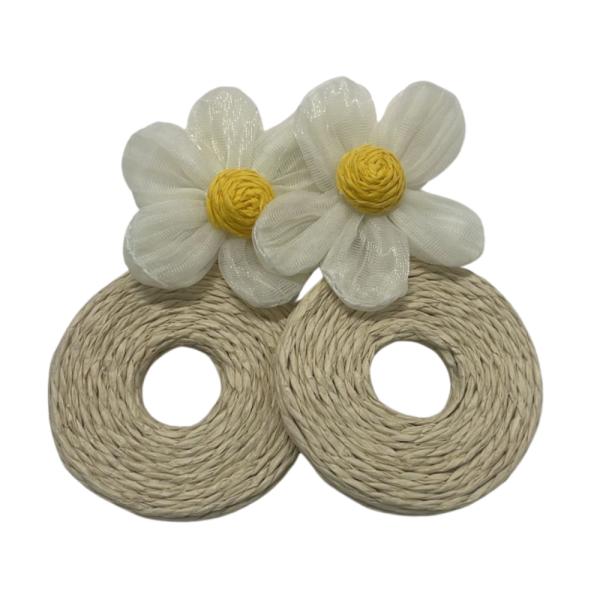 ARETES DE PLAYA DISE&Ntilde;O  FLORES BEIGE/AMARILLO