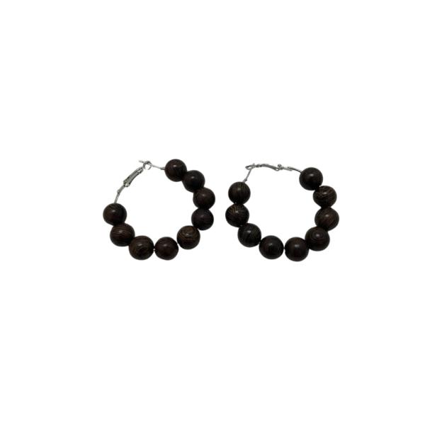 ARETES ARGOLLA CON BOLITAS DE MADERA CAFE