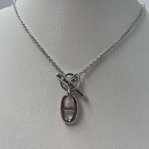 COLLAR HERMES PLATEADO