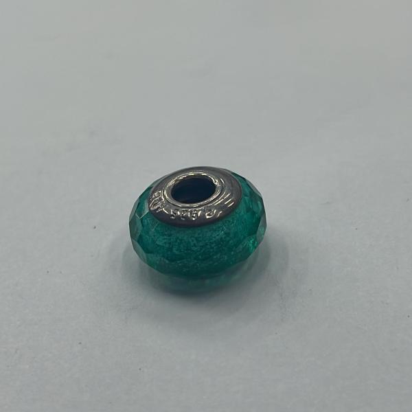 CHARM MURANO GLASS VERDE  SHIMMER FACETADO PANDORA  CH01
