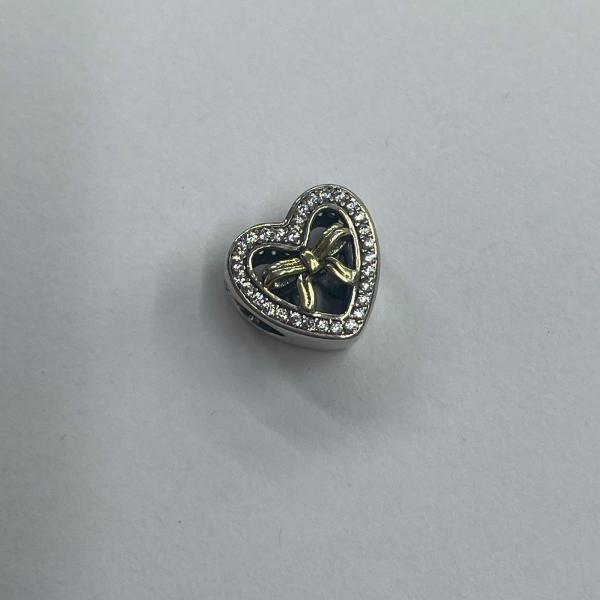 CHARM CORAZON CON LAZO PANDORA CH02